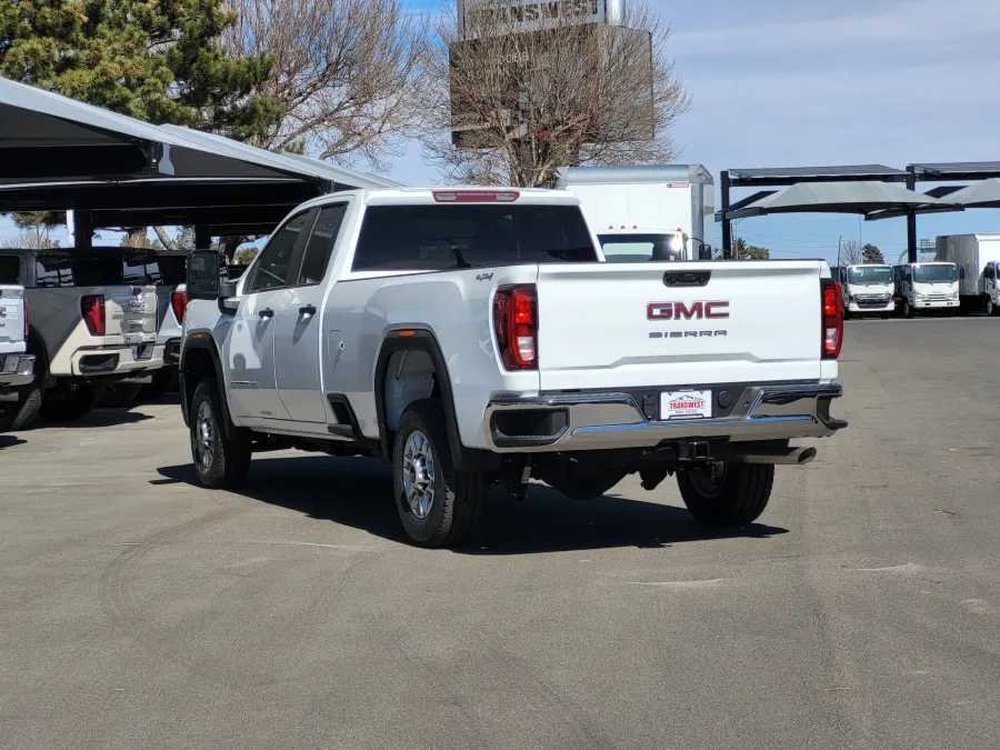 2026 GMC Sierra 2500HD Pro | Photo 3 of 24