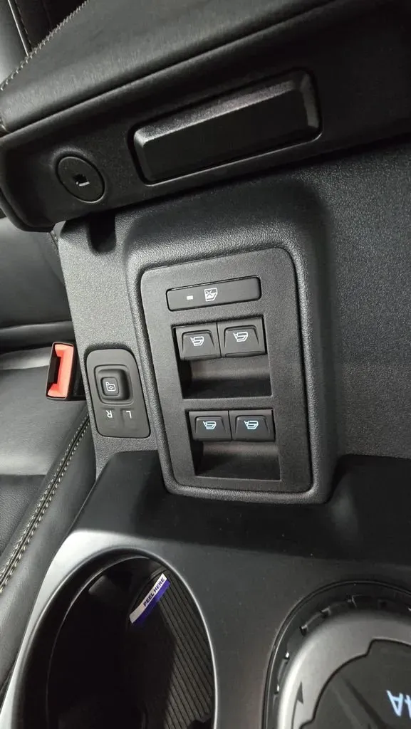 2026 Ford Bronco | Photo 21 of 28