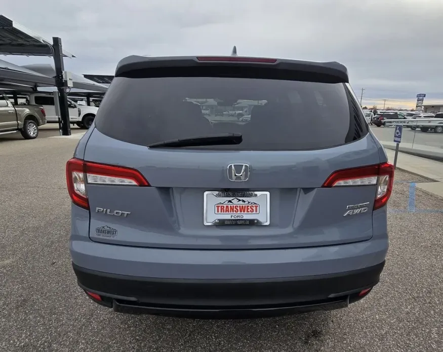 2022 Honda Pilot | Photo 7 of 31