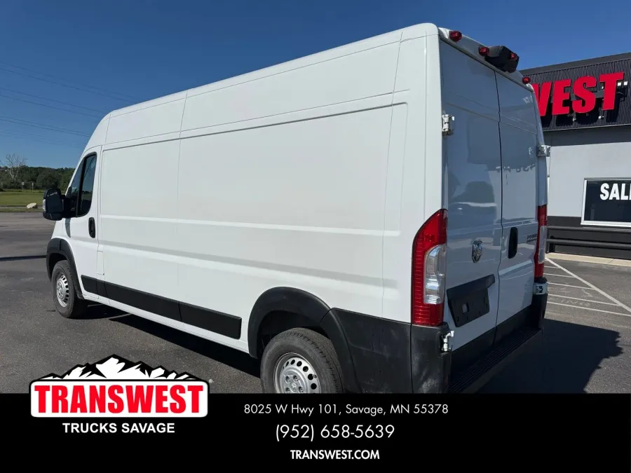 2024 RAM ProMaster 2500 High Roof | Photo 1 of 4