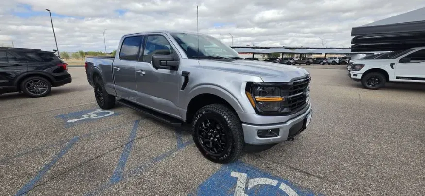 2026 Ford F-150 | Photo 3 of 28