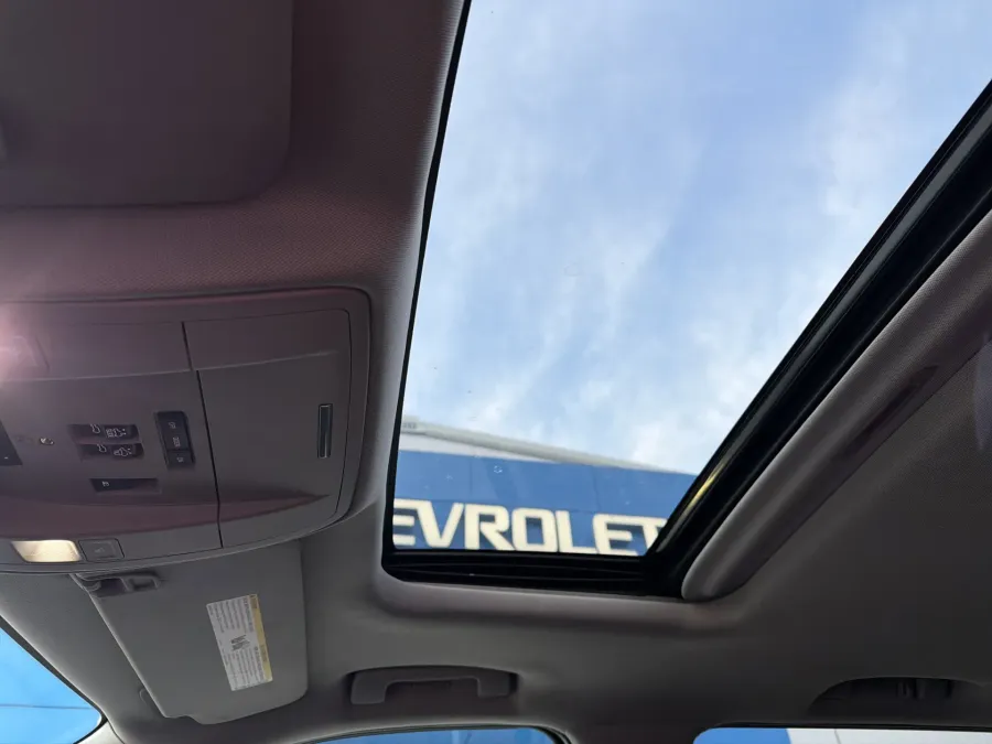 2018 Chevrolet Silverado 1500 High Country | Photo 19 of 20