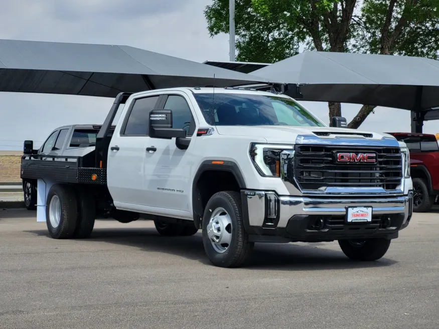 2026 GMC Sierra 3500HD CC Pro | Photo 2 of 23