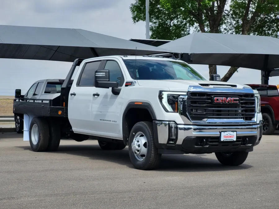 2026 GMC Sierra 3500HD CC Pro | Photo 2 of 23