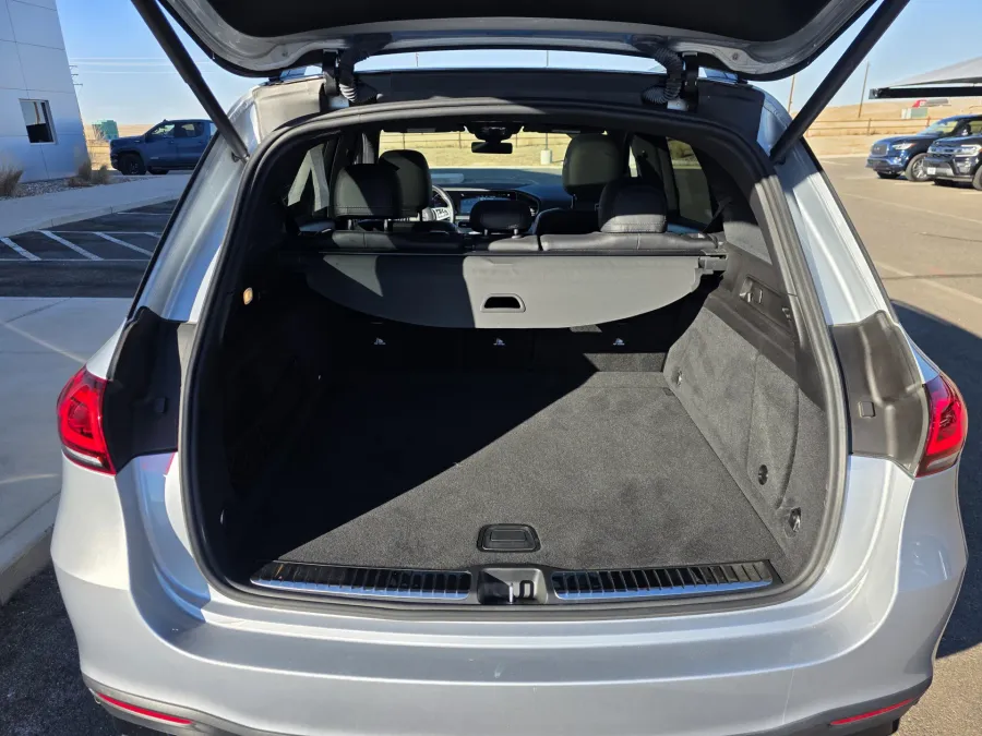 2022 Mercedes Benz GLE 350 | Photo 13 of 29