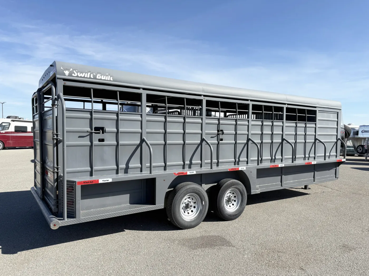 2019 Swift Built Stock | Photo 4 of 17