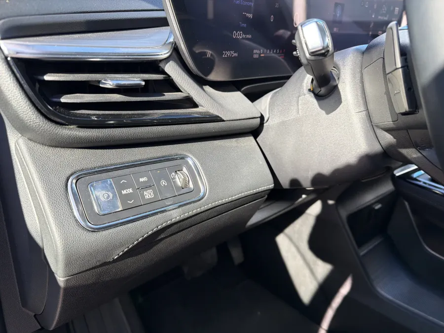 2025 Buick Enclave Preferred | Photo 15 of 23