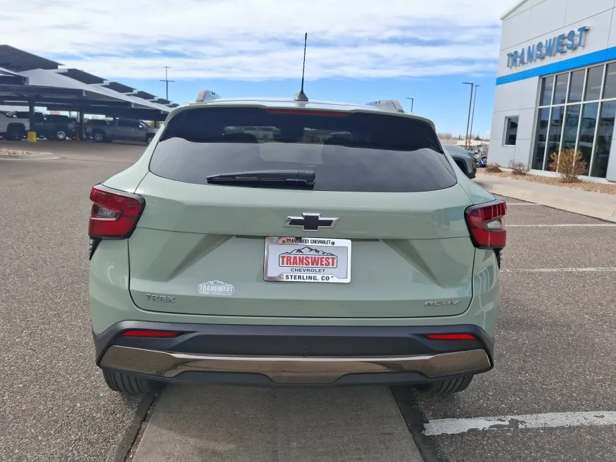 2026 Chevrolet Trax ACTIV | Photo 3 of 21