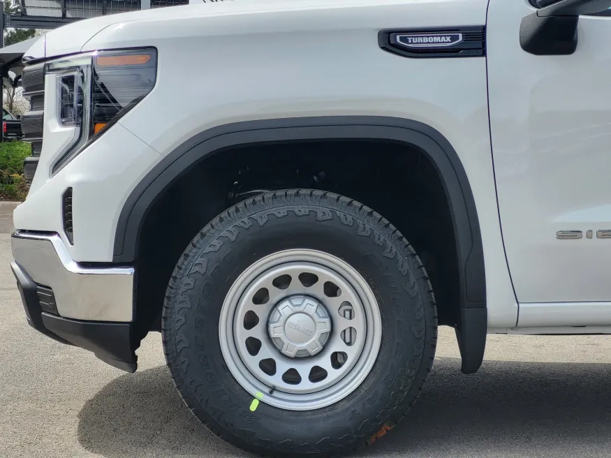 2026 GMC Sierra 1500 Pro | Photo 8 of 24