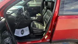 2023 Chevrolet Traverse | Thumbnail Photo 14 of 31