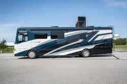 2026 Newmar Northern Star 3709 | Thumbnail Photo 1 of 27