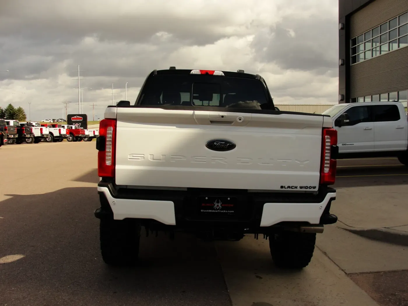 2026 Ford F-250 Lariat | Photo 3 of 21