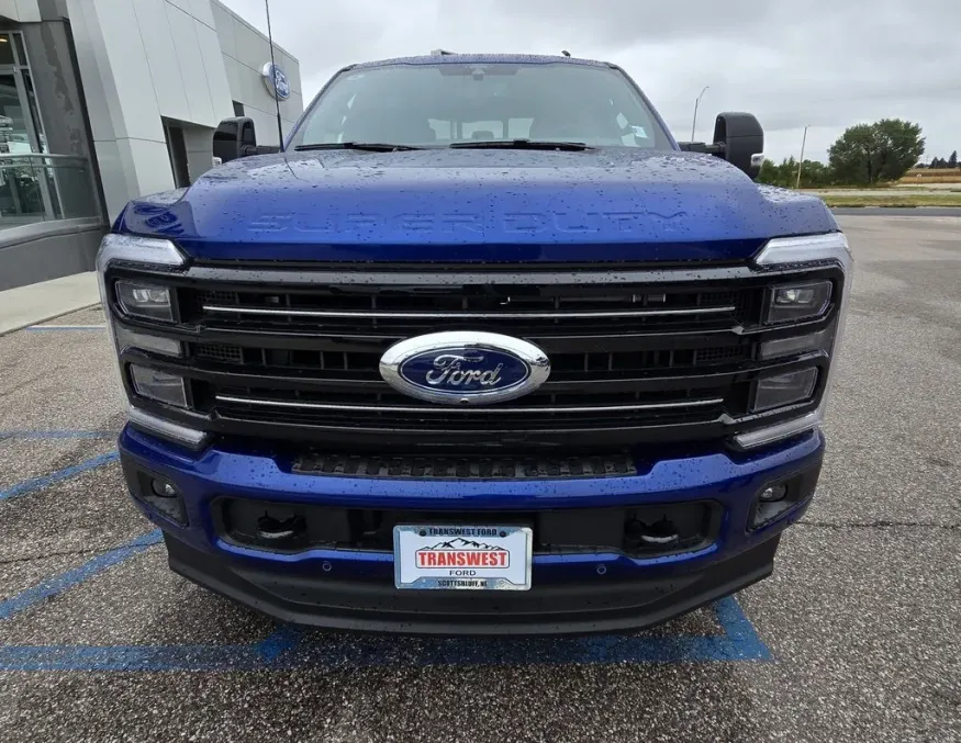 2026 Ford Super Duty F-350 | Photo 4 of 37