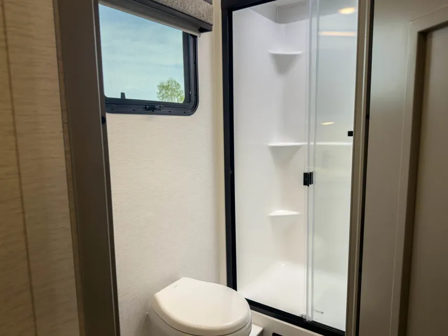 2026 Renegade Veracruz 32VDS | Photo 20 of 34