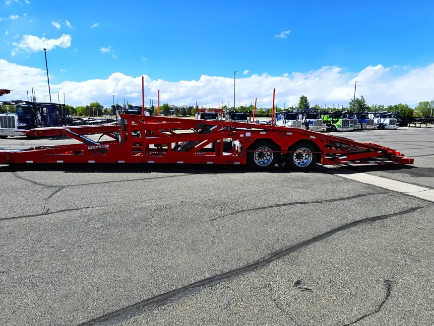 2018 Peterbilt 389 | Photo 15 of 35