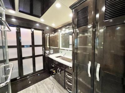2020 Newmar King Aire 4531 | Thumbnail Photo 21 of 42