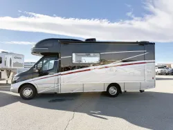 2022 Winnebago Navion 24D | Thumbnail Photo 17 of 23