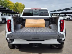 2026 GMC Sierra 3500HD Denali Ultimate | Thumbnail Photo 15 of 31