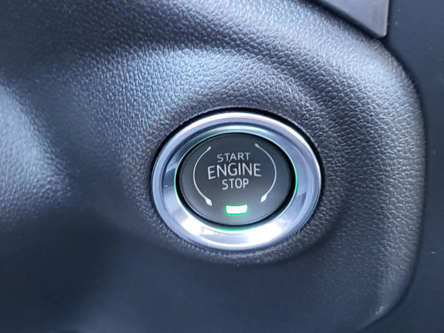 2026 GMC Sierra 1500 Pro | Photo 19 of 24