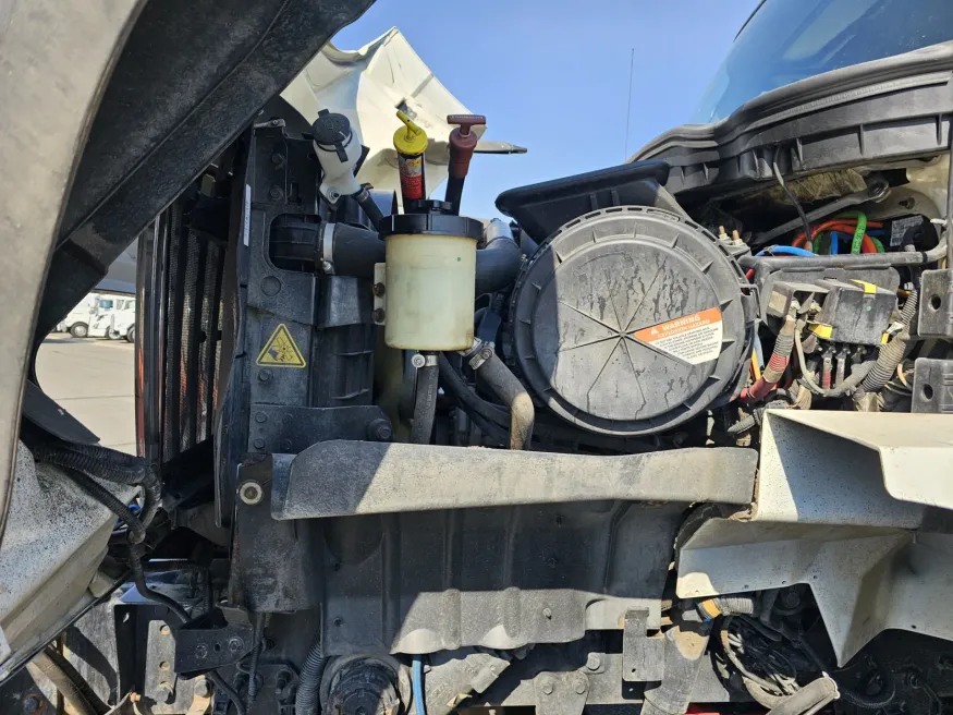 2018 International SR515 | Photo 23 of 28