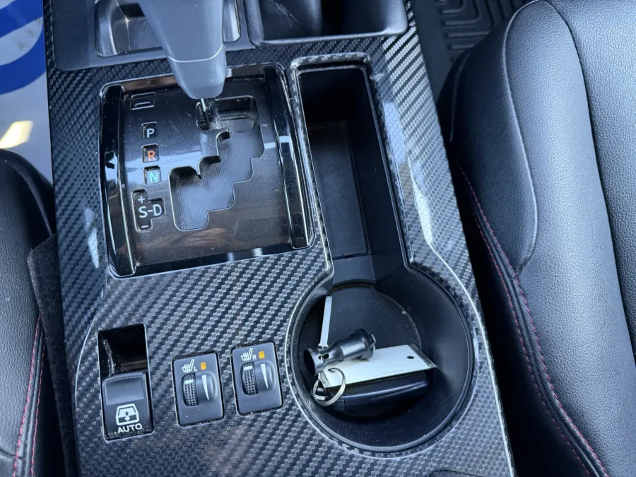 2022 Toyota 4Runner TRD Off Road Premium | Photo 14 of 19