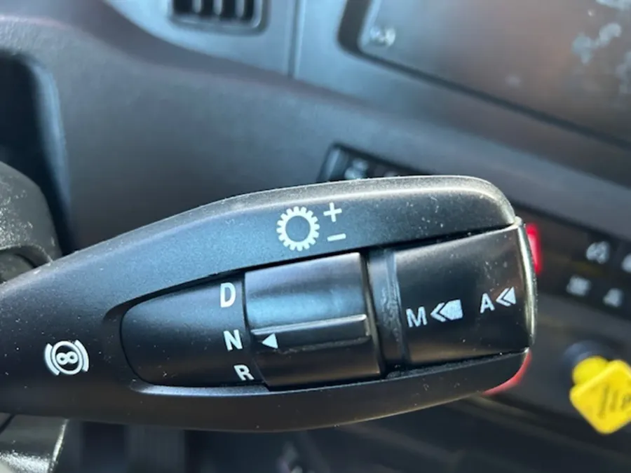 2023 Freightliner Cascadia 126 | Photo 17 of 18