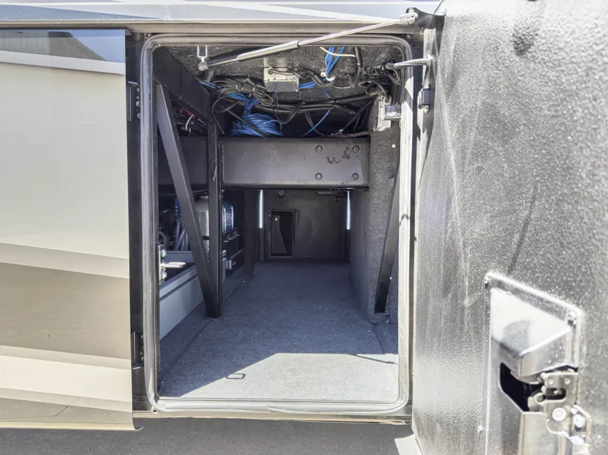 2027 Newmar London Aire 4569 | Photo 42 of 45