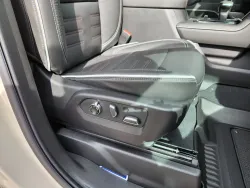 2026 GMC Sierra 1500 AT4X | Thumbnail Photo 18 of 30