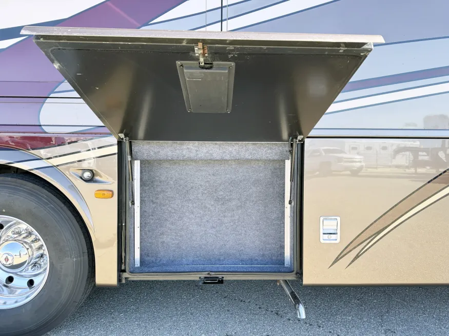 2013 Newmar King Aire 4584 | Photo 28 of 33