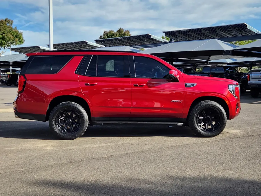 2024 GMC Yukon AT4 | Photo 1 of 32