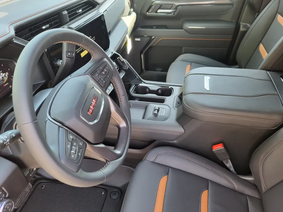 2026 GMC Sierra 2500HD AT4 | Photo 11 of 25