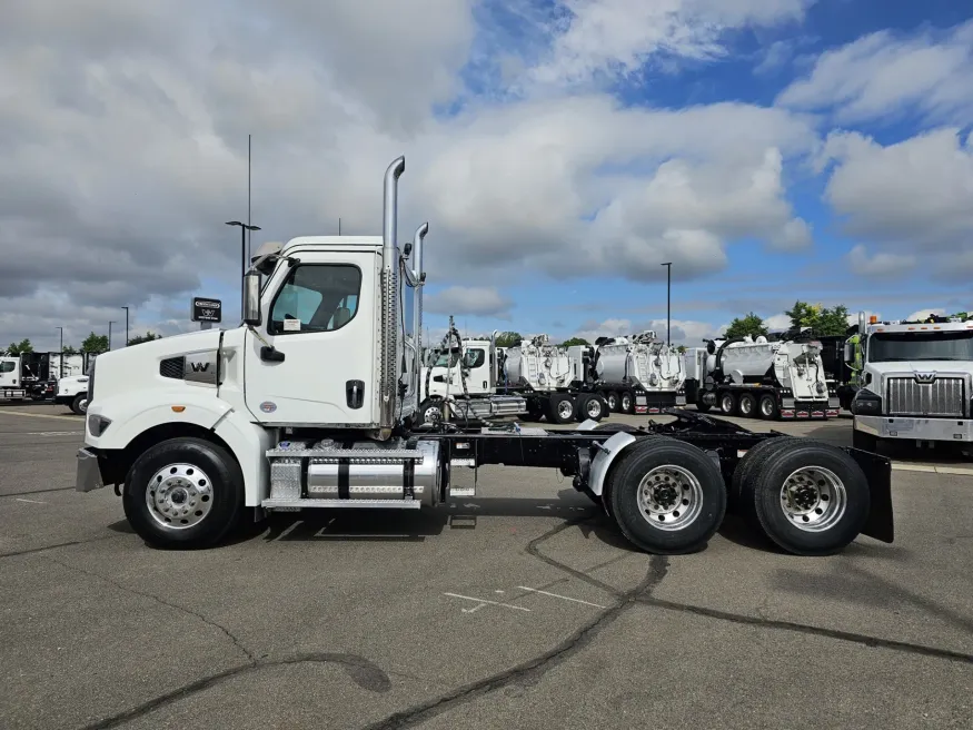 2022 Western Star 49X | Photo 4 of 18