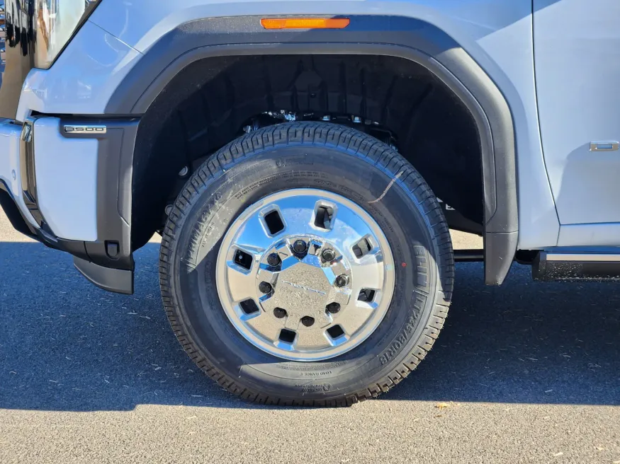 2026 GMC Sierra 3500HD Denali Ultimate | Photo 20 of 28