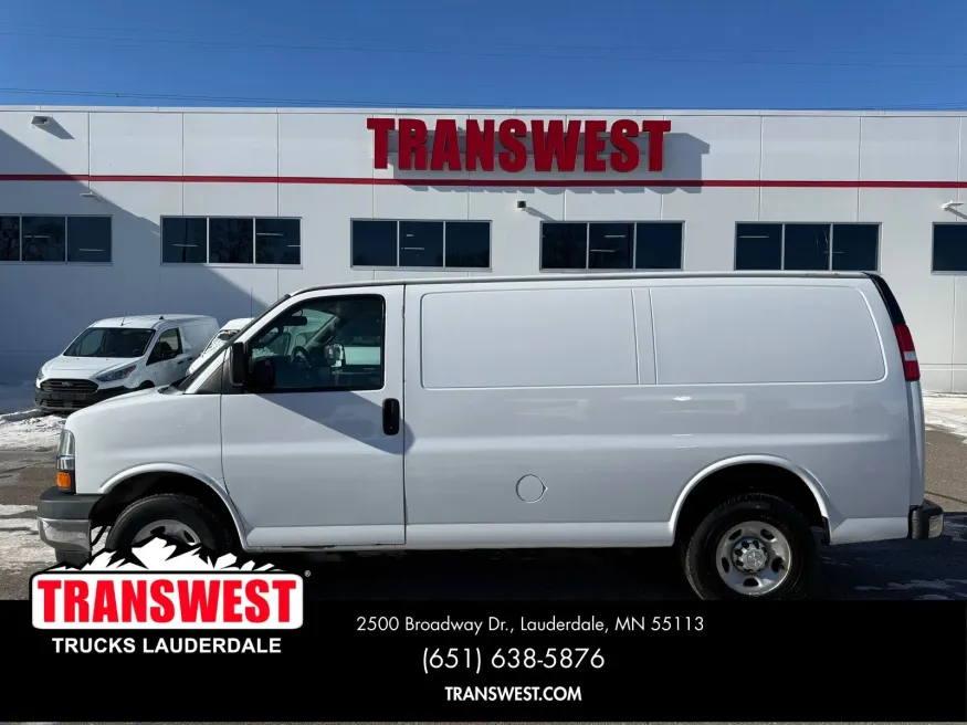 2017 Chevrolet Express 3500 Work Van | Photo 1 of 20
