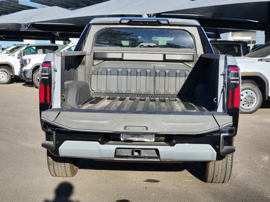 2025 GMC Sierra EV Max Range Denali | Photo 14 of 28