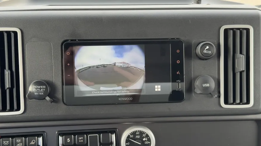 2026 Freightliner M2 106 | Photo 16 of 19