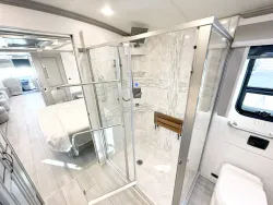 2025 Newmar Dutch Star 4369 | Thumbnail Photo 17 of 33