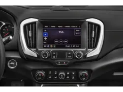 2024 GMC Terrain | Thumbnail Photo 6 of 13