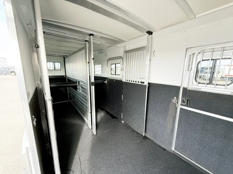 2026 Cimarron Norstar Warmblood 2 + 1 | Photo 8 of 20