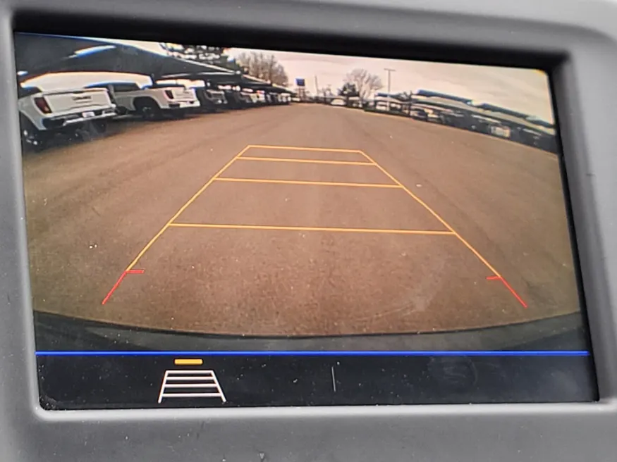 2021 Chevrolet Equinox LS | Photo 15 of 25