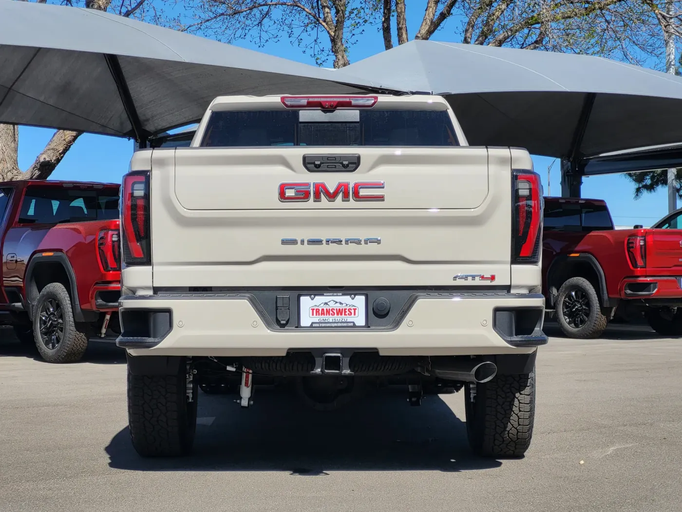 2026 GMC Sierra 2500HD AT4 | Photo 5 of 25