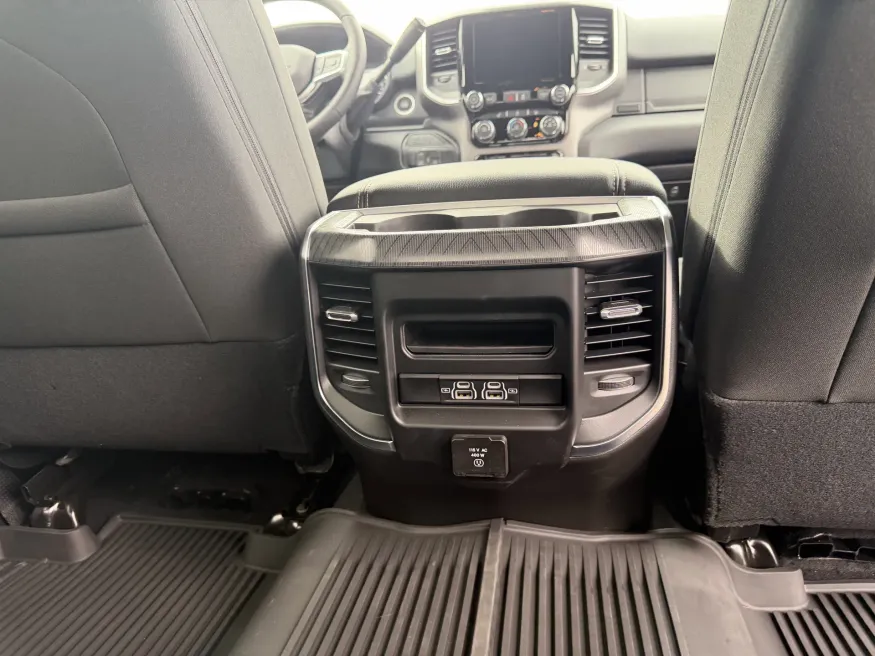 2026 RAM 3500 Big Horn | Photo 9 of 16