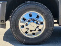 2026 GMC Sierra 3500HD Denali | Thumbnail Photo 9 of 25