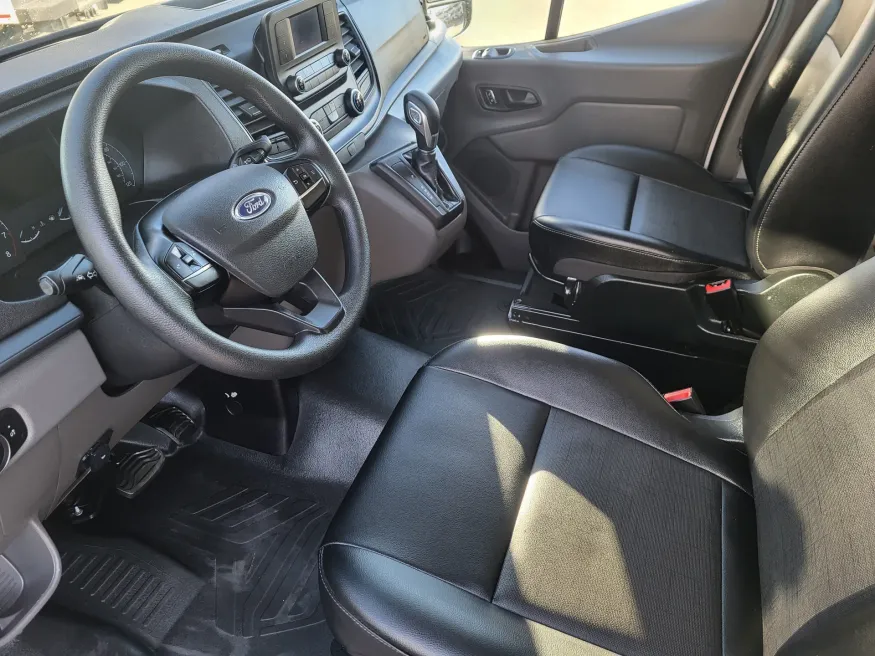 2023 Ford Transit Cutaway T350HD | Photo 12 of 25