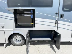 2026 Newmar Freedom Aire 2515 | Thumbnail Photo 20 of 23