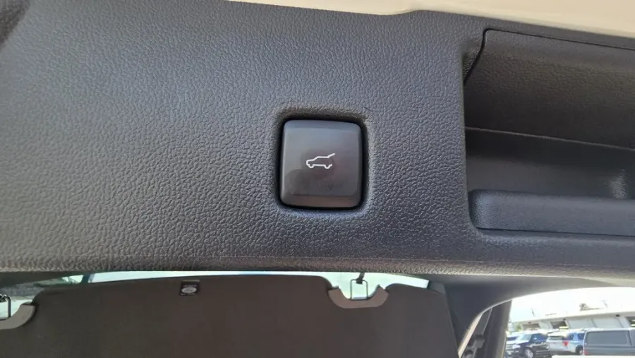 2023 Ford Escape | Photo 10 of 35