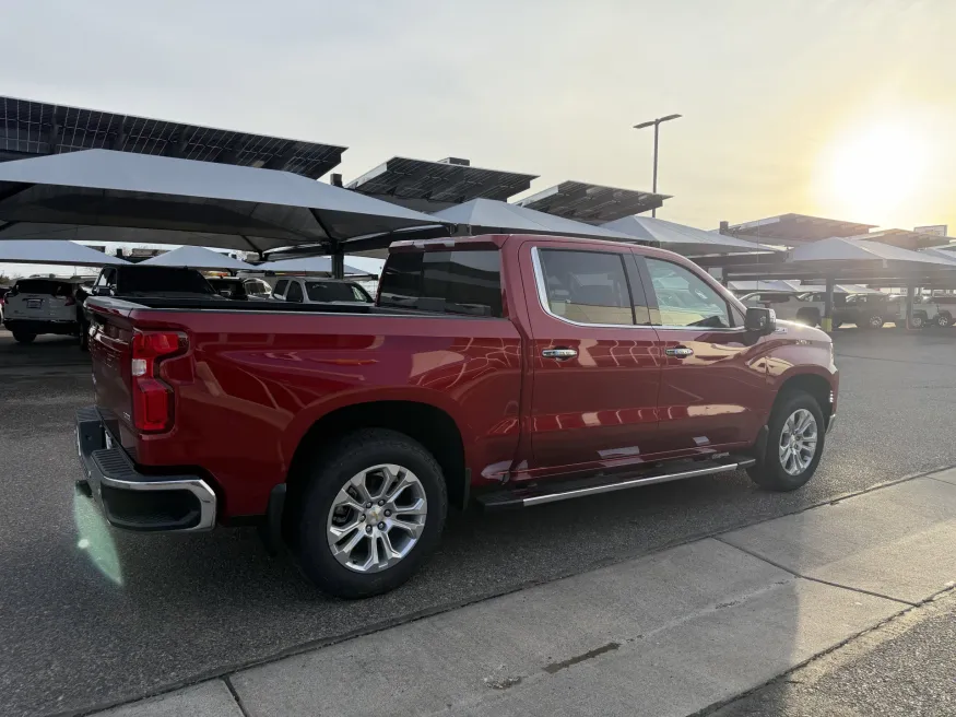 2026 Chevrolet Silverado 1500 LTZ | Photo 4 of 20