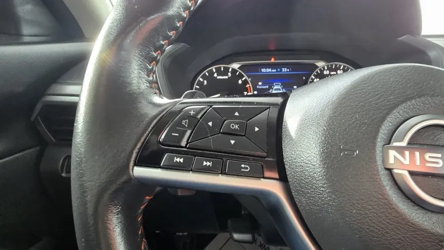 2024 Nissan Altima | Photo 14 of 26