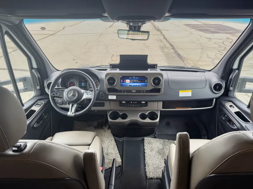 2027 Winnebago Navion 24R | Photo 10 of 29