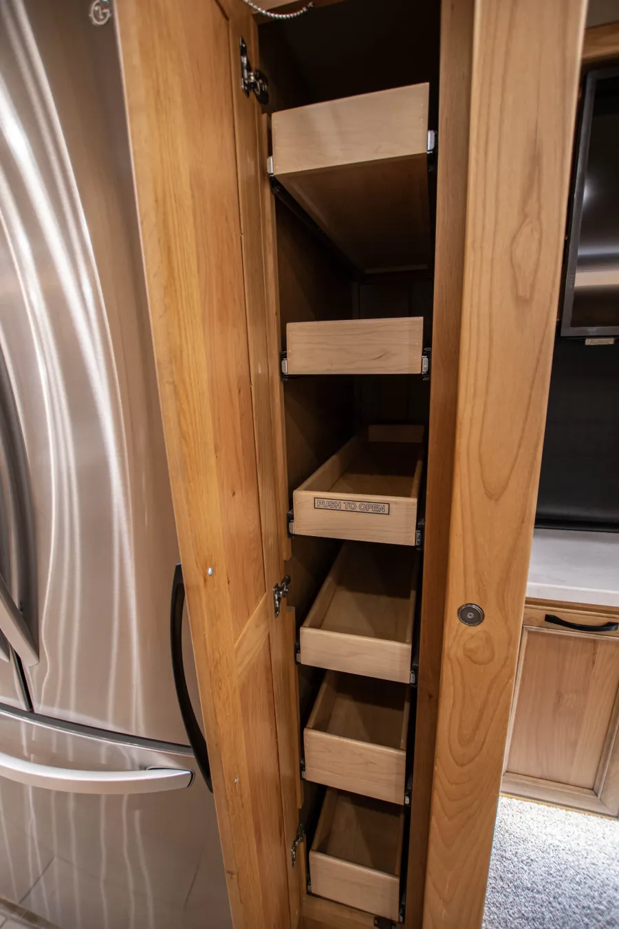 2023 Tiffin Phaeton 37BH | Photo 21 of 28